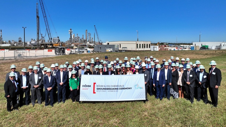 Röhm, OQ, OQ Chemicals and Advent International celebrate groundbreaking...