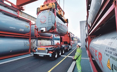 Hamburger Logistikunternehmen Hoyer schult per E-Learning