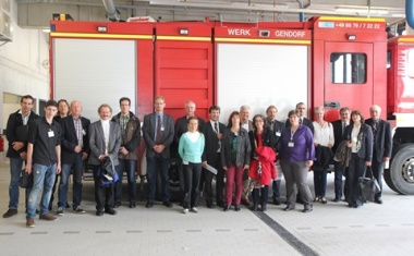 Behörden informieren sich im Industriepark Werk Gendorf