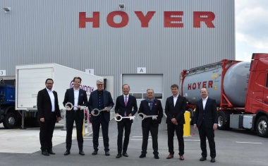 Hoyer nimmt innovativ ausgestattetes Logistiklager in Essen in Betrieb