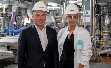 NRW-Wirtschaftsministerin Neubaur besucht Lanxess in Krefeld-Uerdingen