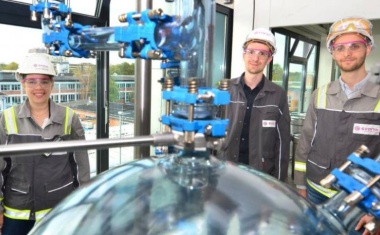 Evonik nimmt in Hanau neue Anlage für pharmazeutische Lipide in Betrieb