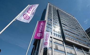 Evonik investiert in Interface Polymers