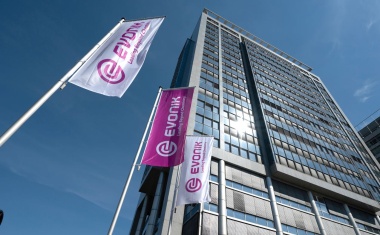 Evonik verkauft Superabsorber-Geschäft an ICIG