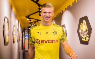 Evonik Focuses Partnership with Borussia Dortmund on International Target Audience