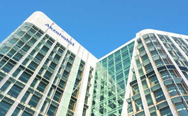 AkzoNobel Buys Spain’s Titan