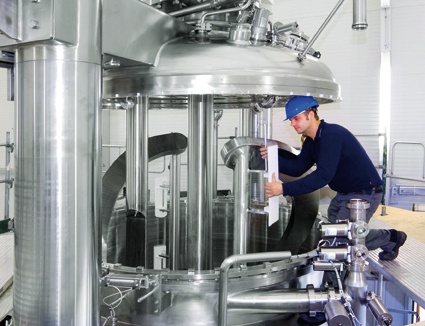 Abb. 4: Die Anlage SRC 10.000 von Ekato Systems zur Produktion von...