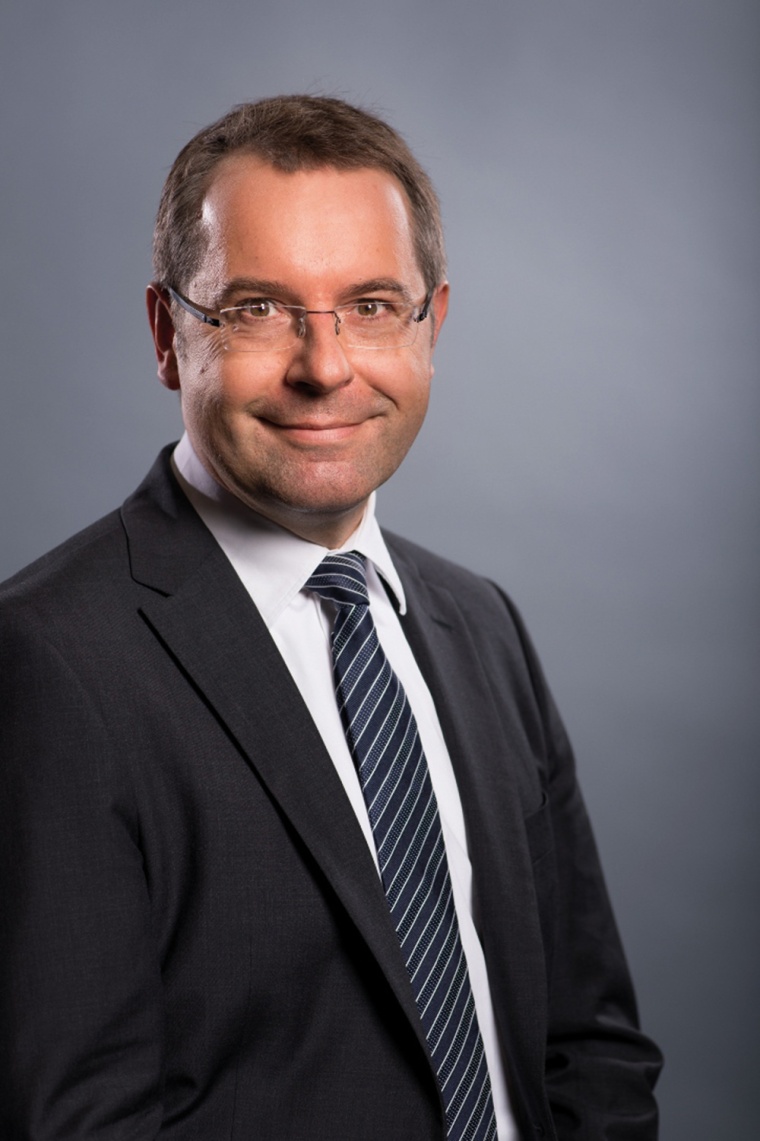 Prof. Hannes Utikal, Provadis-Hochschule
