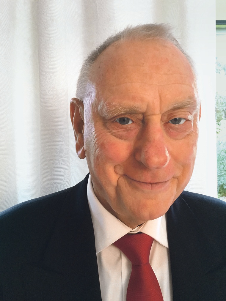 Helmut Exner, Intergraph