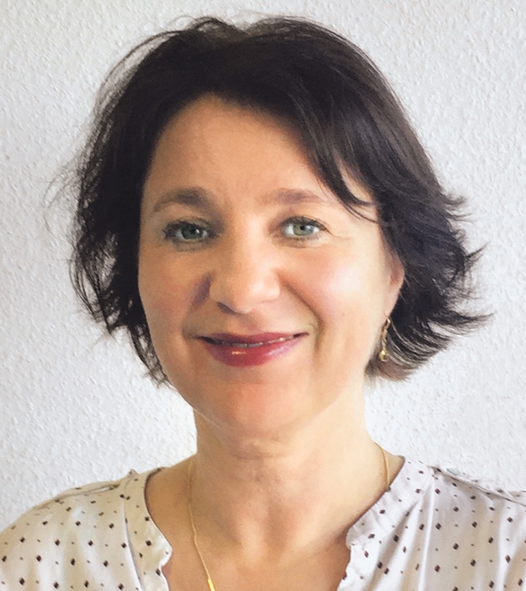Simone Dress, Corporate Sales Manager, Wiley