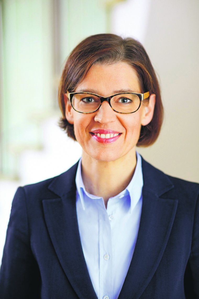 Irina Zschaler, Vorstand, Georg Nordmann Holding