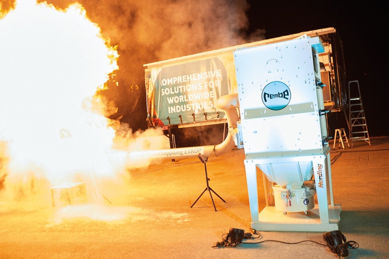 bei Tageslicht und auch zu späterer Stunde ein Highlight: die Rembe Live...