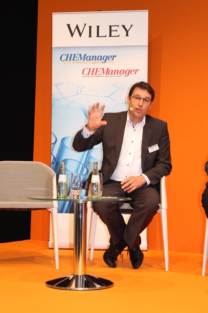 Andreas Gmür, Camelot Management Consultants: „Blockchain ist eine...