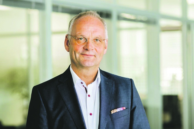 Peter Bartholomäus, Vorsitzender der Geschäftsleitung InfraServ Wiesbaden...