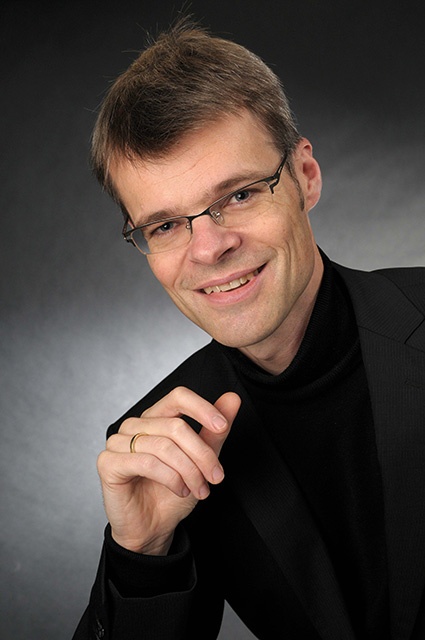 Dr. Peter Haug, CEO, Greasoline