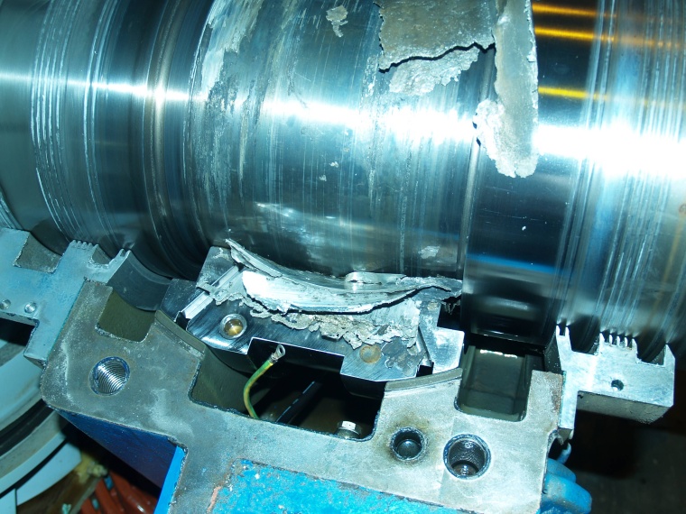 Defects in turbine bearings (Figure 9), cause: electrical design fault