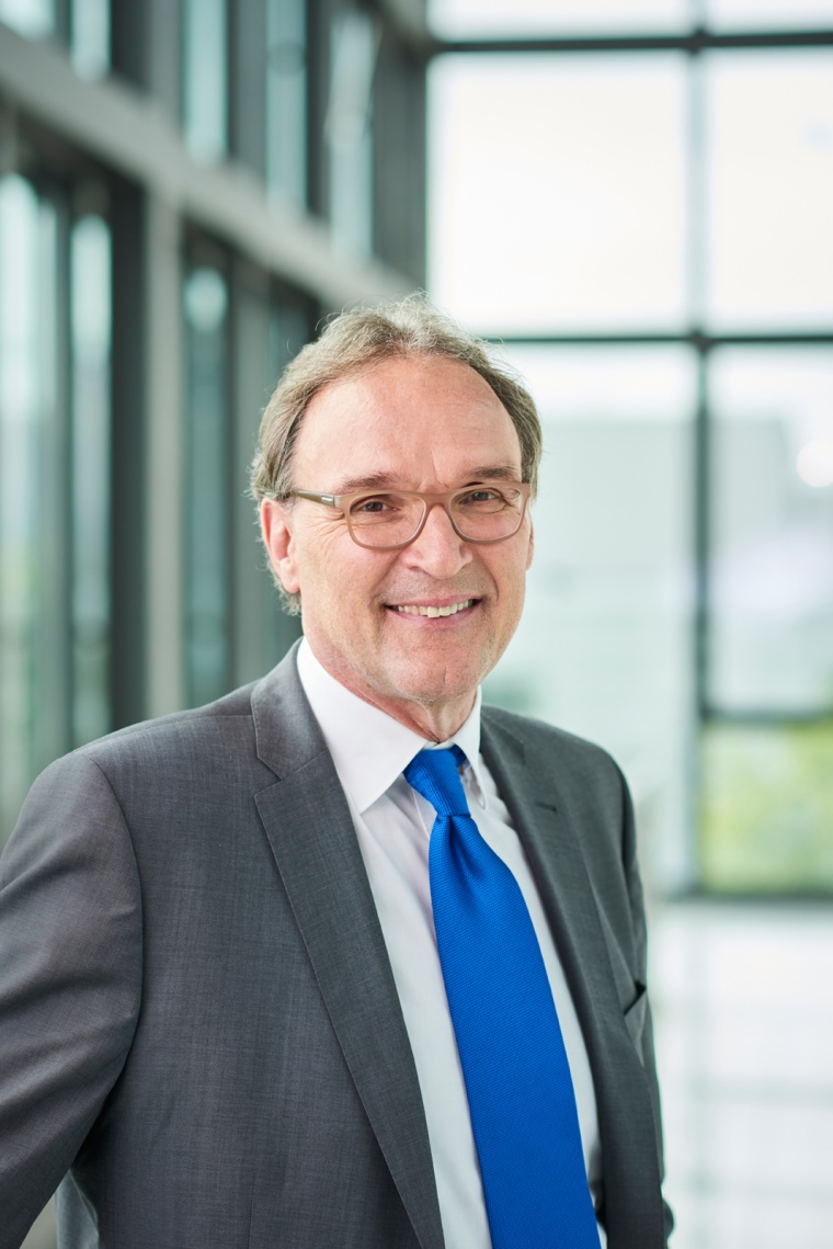 Kurt J. Kiewel, Director R&D, Cambrex