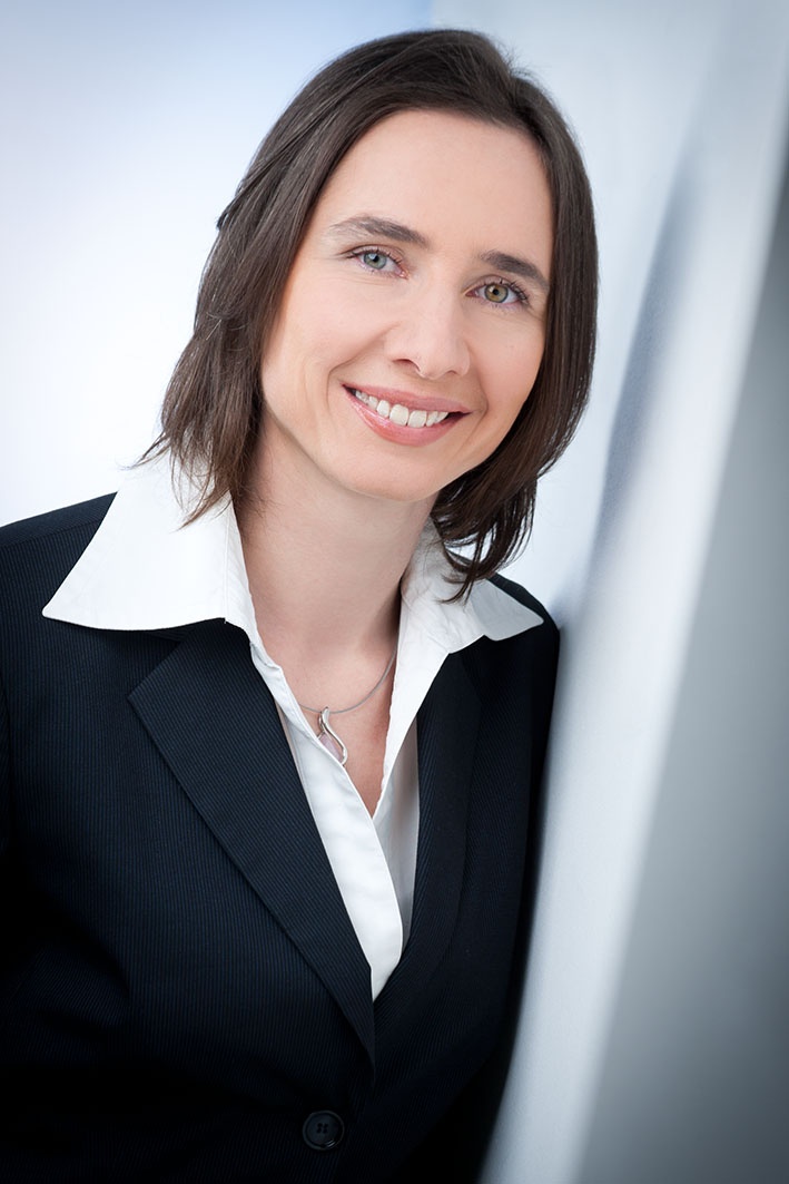 Carola Schlumbohm, A.T. Kearney