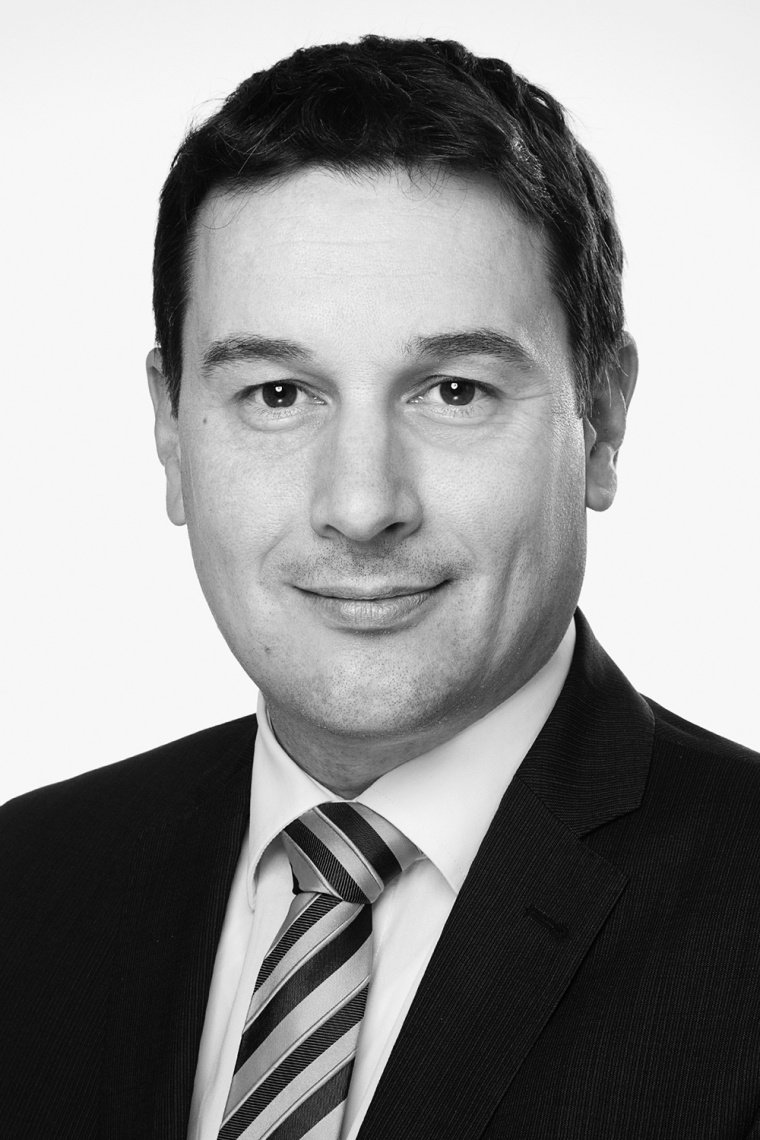 Andreas Gmür, Camelot Management Consultants