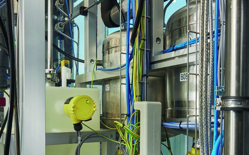 Im Ex-Bereich Zone 2 bilden zwei Stahlbehälter das Herzstück der Extraktion....