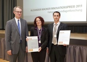 Die diesjährigen Gewinner des Alexander-Wacker-Innovationspreises Dr. Anne...