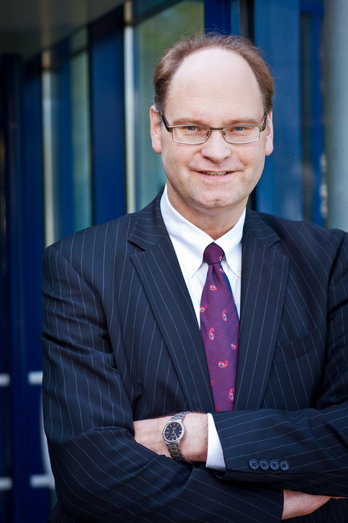 Dr. Christian Reh