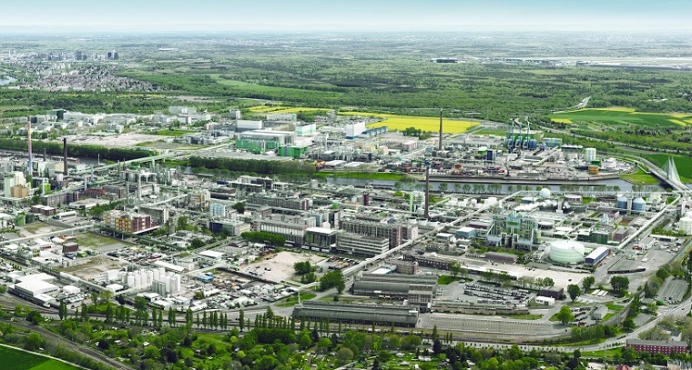 Zu den Standortvorteilen des Industrieparks Höchst gehören die...