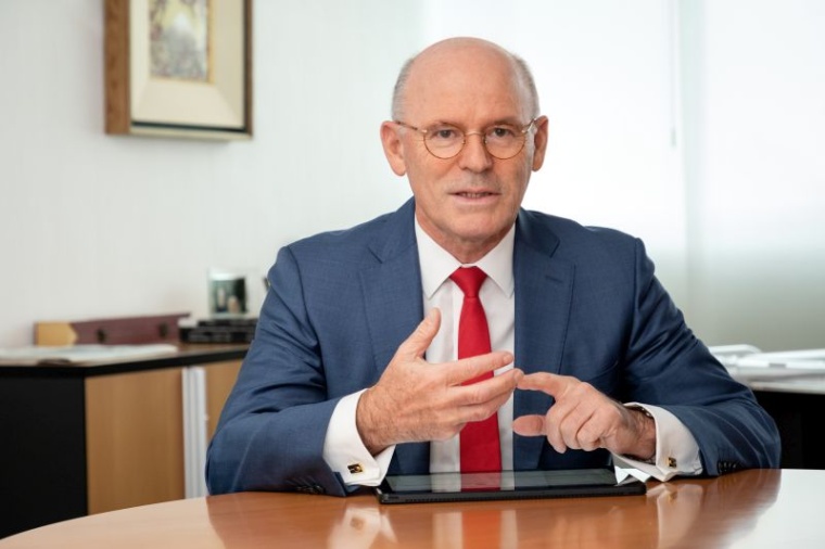 Wir brauchen einen europäischen Industriestrompreis unter 4 ct/kWh.
Rudolf...