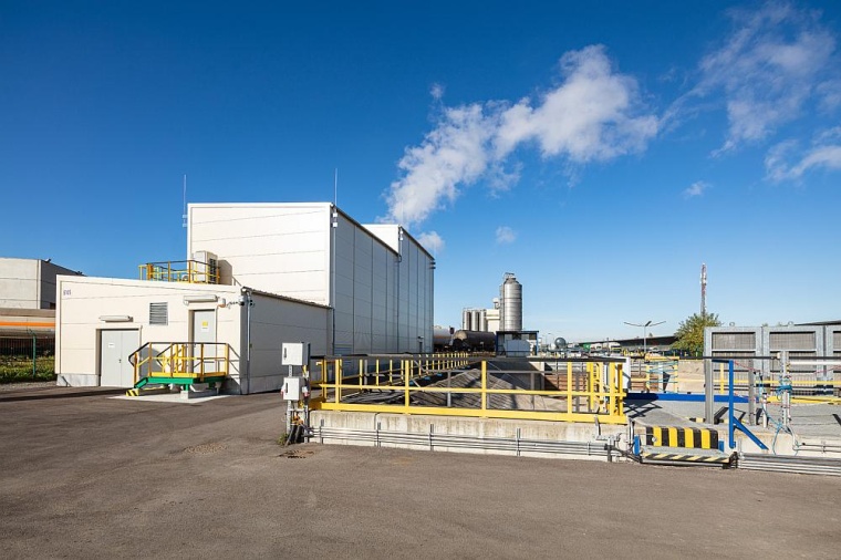 Filtergebäude und Rückhaltebecken in Schwechat. Foto: Borealis