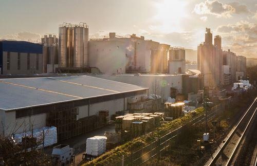 Die Polyblend wird seit 2015 in Bad Sobernheim von den beiden Gesellschaftern...