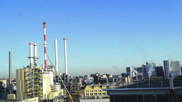 Das neue Kesselhaus des GuD-Kraftwerks im Industriepark Wiesbaden steht kurz...