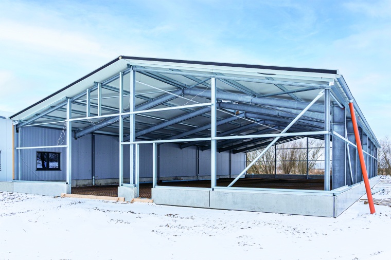 In der Bauphase: die neue Lagerhalle von Ecocool am Unternehmensstandort in...