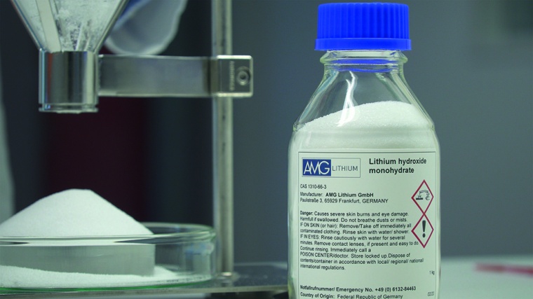 Im Chemiepark Bitterfeld-Wolfen wird die erste Lithiumraffinerie Deutschlands...
