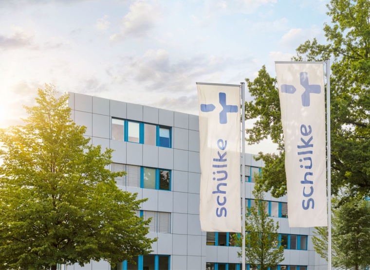 Bei Schülke laufen alle Fäden am Hauptsitz in Norderstedt bei Hamburg...