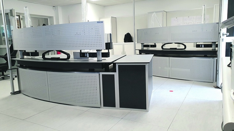 Die neuen Leitstellentische erfüllen alle Anforderungen für die Integration...