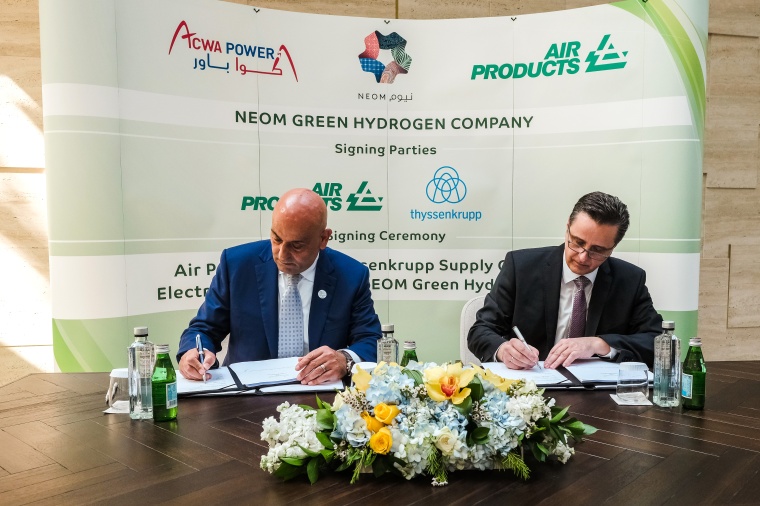 Vertragsunterzeichnung zwischen Air Products und Thyssenkrup. (Foto:...