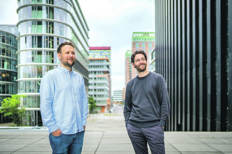 Stefan Weber (l.) und Martin Bellof (r.), leiten die Initiative Chemstars.NRW....
