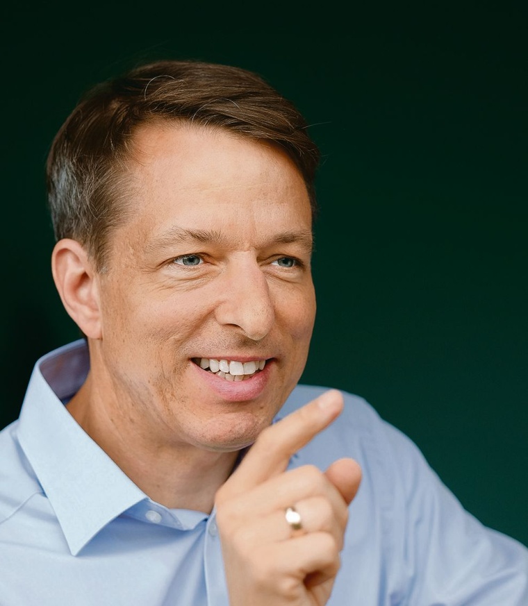 Felix Hanisch, Bayer, Vorstandsvorsitzender der NAMUR | © Bayer