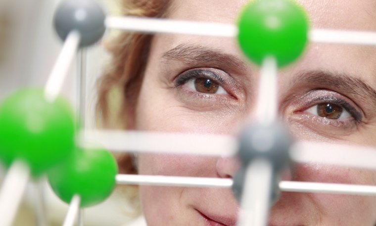 Die Chemieindustrie hat einen bedeutenden Anteil daran, Fortschritt und...