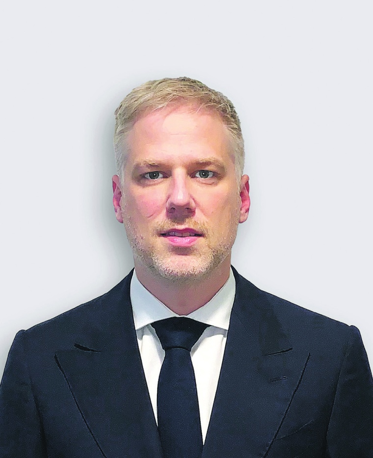 Björn Bernhardt,
Accenture