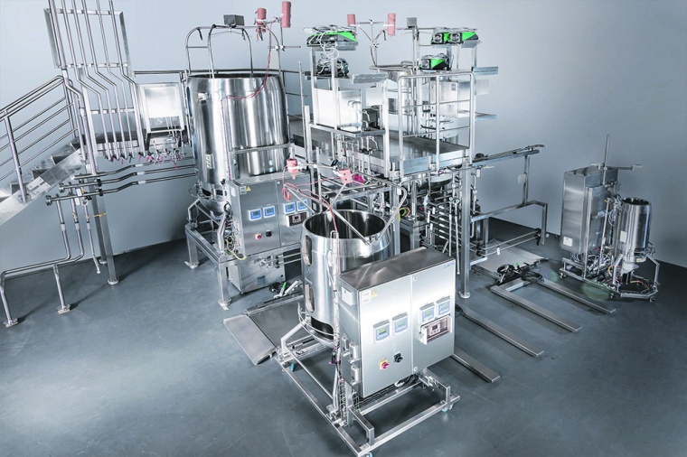 Edelstahlplattform für die Integration von vier Single-use Bioreaktoren (von...