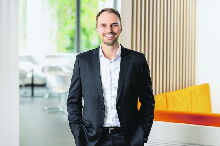 Dominik Sperzel,
Heraeus Deutschland