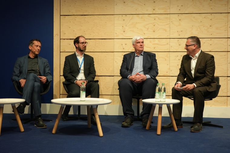 Um diese globalen Supply Chains - mit Fokus auf die soziale Nachhaltigkeit -...