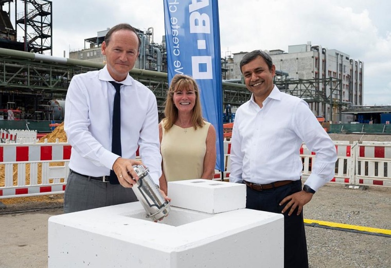 Uwe Liebelt (President European Site & Verbund Management BASF), Heather Remley...