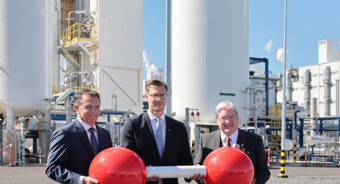 Sebastian Jureczek, Vorsitzender der Geschäftsleitung Air Liquide, Jürgen...