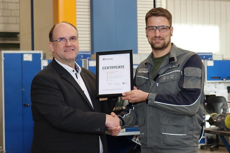 Freuen sich auf die zukünftig noch engere Zusammenarbeit: Christian Gather...