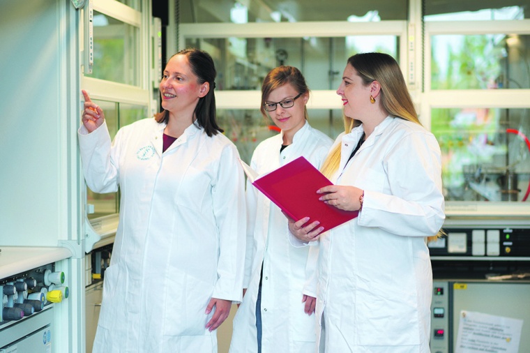 Das Gründerteam von Cynio: Marlene Baumhardt, Sophie Riedel und Michéle Tille...