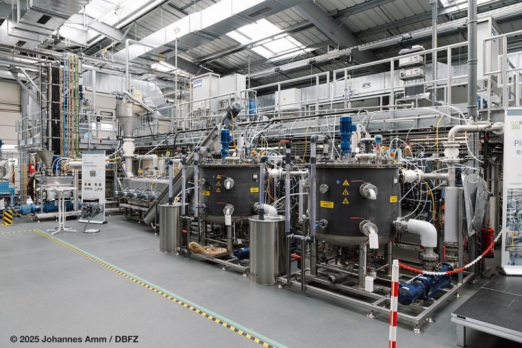 Die Pilotanlage des DBFZ wurde am 18. März im Rahmen einer Festveranstaltung...