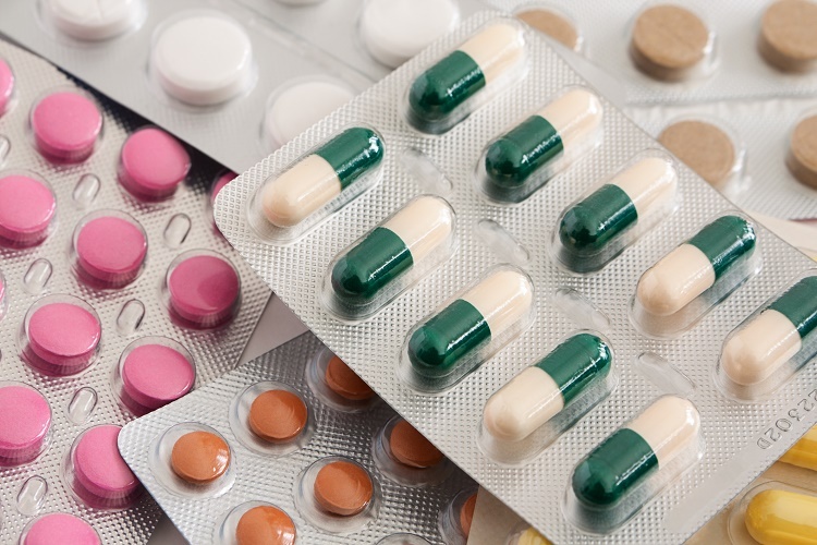 Mylan and Fujifilm arm Join up on Biosimilar (c) Lena Lir/shutterstock