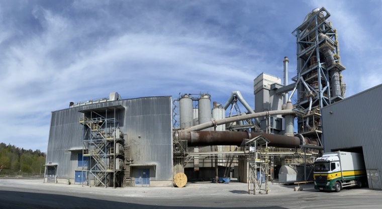 The Finnsementti cement factory on the Ihalainen industrial site in...